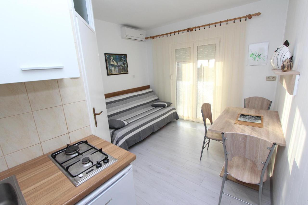 Guest house And Eva 3*